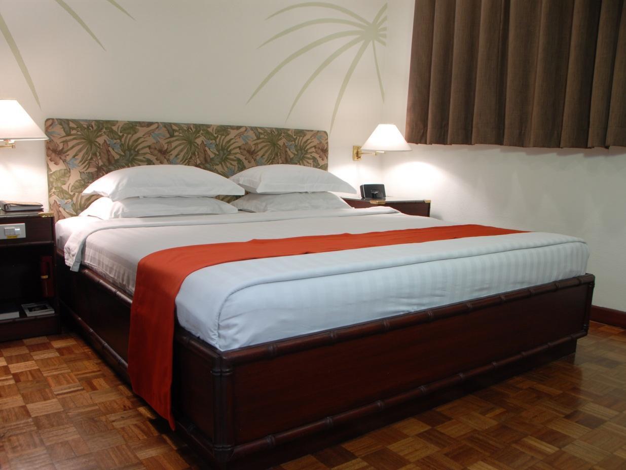 Oasis Hotel Angeles Luaran gambar