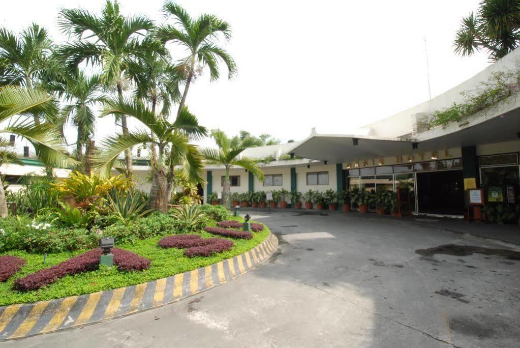 Oasis Hotel Angeles Luaran gambar