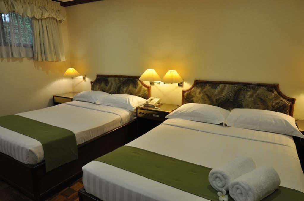 Oasis Hotel Angeles Luaran gambar