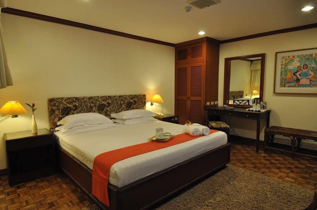 Oasis Hotel Angeles Luaran gambar