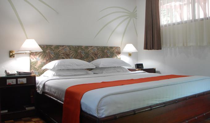 Oasis Hotel Angeles Luaran gambar